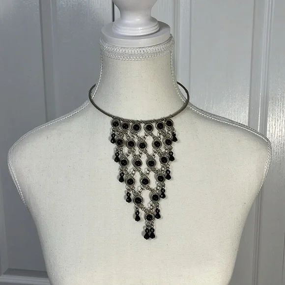 Necklace - Picture 2 of 4